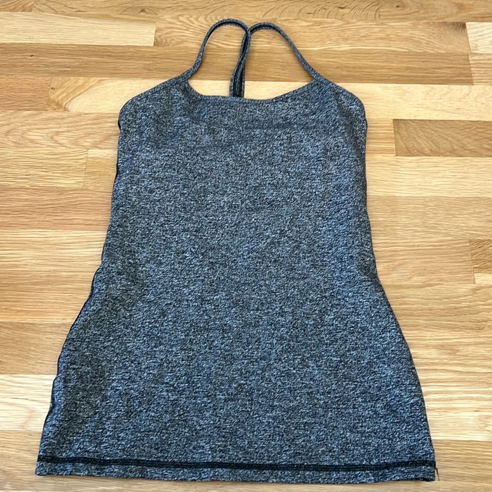 Lululemon tank